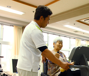 介護老人保健施設ミドルホーム富岡